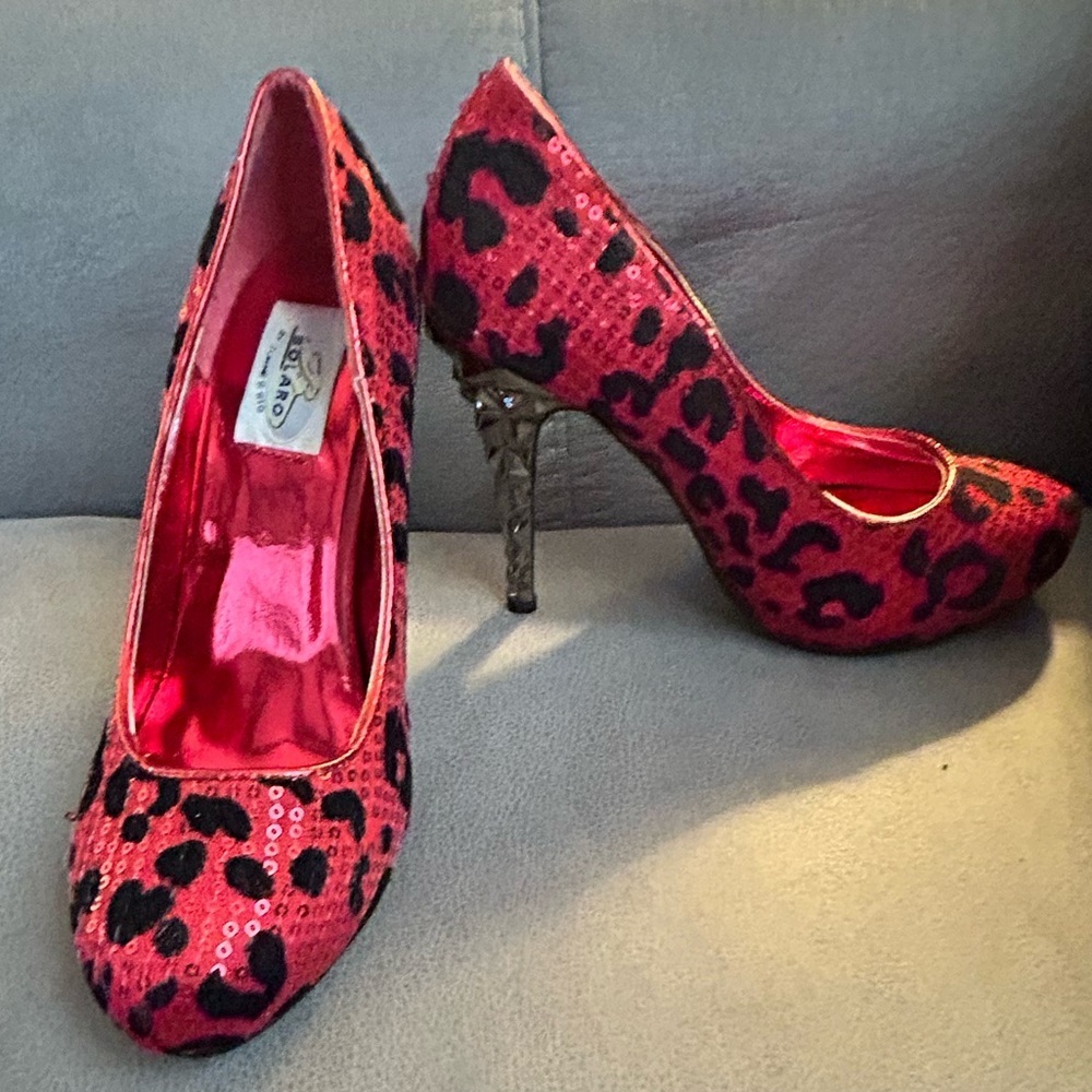 BOLARO HEELS 💋by Summer Rio Red Animal print studded heels statement pc  6.5 S18